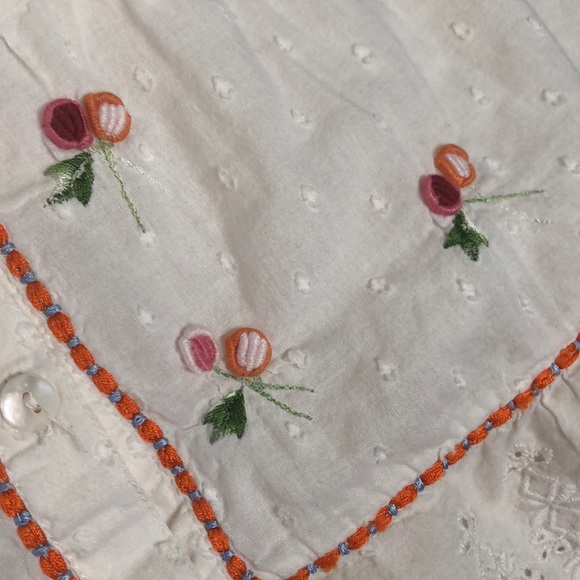 Lux Blouse - Picture 3 of 3